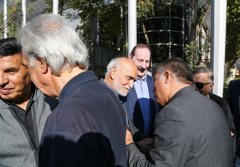 فوتبال , استقلال ,