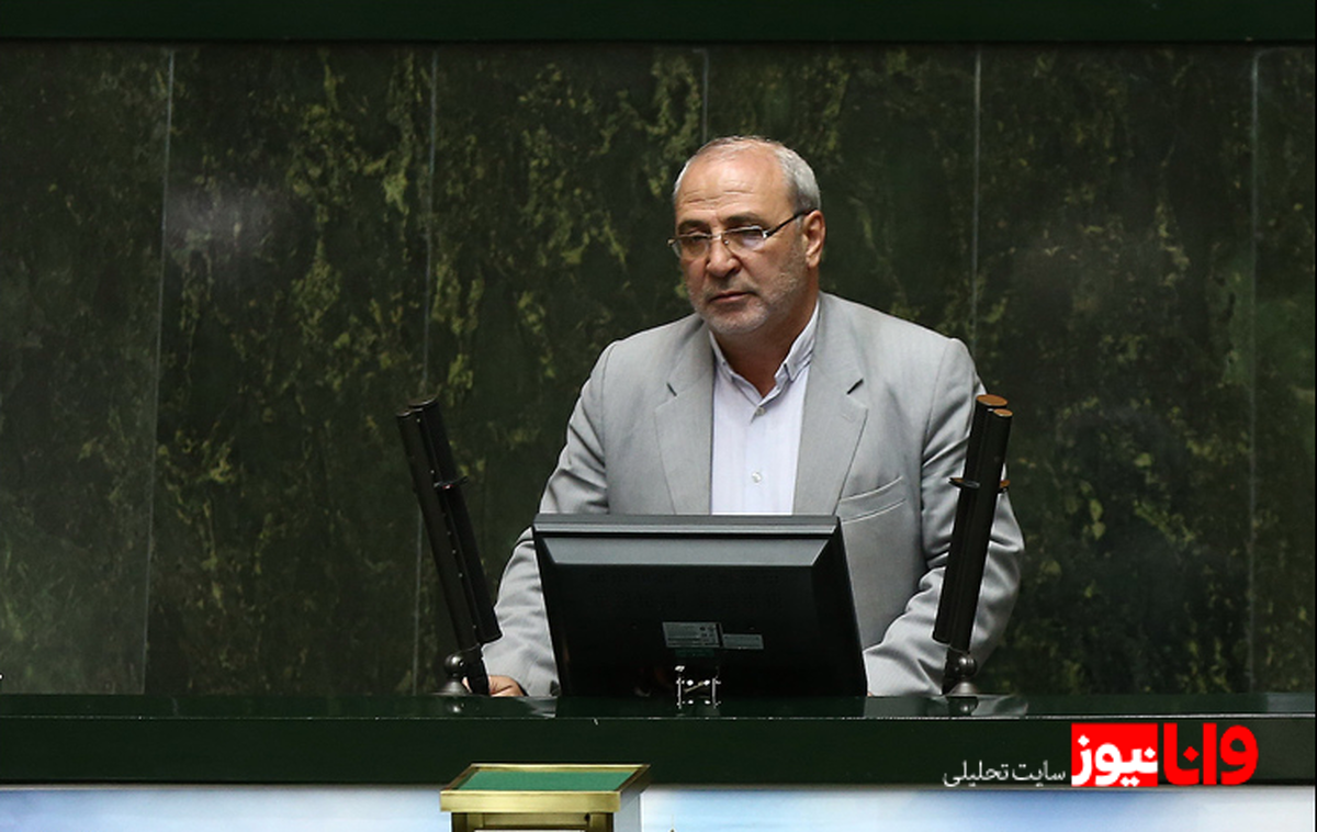 نطق میان دستور نماینده شاهین‌شهر درباره سهمیه‌بندی بنزین