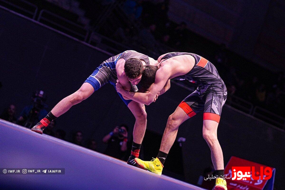 صعود تیم‌ کشتی فرنگی استقلال قم به فینال لیگ برتر