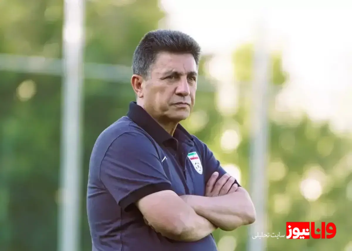 تصویری از امیر قلعه‌نویی و یولیان ناگلزمان در مراسم قرعه‌کشی جام جهانی ۲۰۲۶