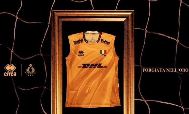 آتزوری در لباس طلا/ یادگار قهرمانی جهان روی پیراهن تیم ملی والیبال ایتالیا + عکس آتزوری در لباس طلا/ یادگار قهرمانی جهان روی پیراهن تیم ملی والیبال ایتالیا + عکس