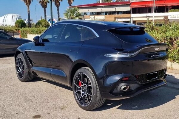 ماشین گرانقیمت و کمیاب طارمی سوژه یونانیها شد + عکس