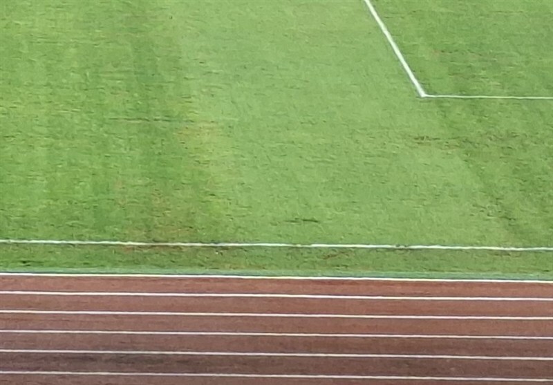 تشویق رضاییان و شعار علیه استقلال/ استقبال کم در روز بارانی تشویق رضاییان و شعار علیه استقلال/ استقبال کم در روز بارانی