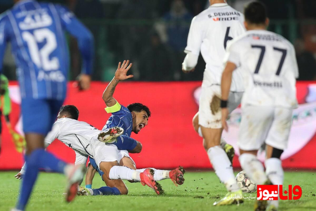 کارشناس داوری بازی استقلال و ملوان توسط مارک کلاتنبرگ