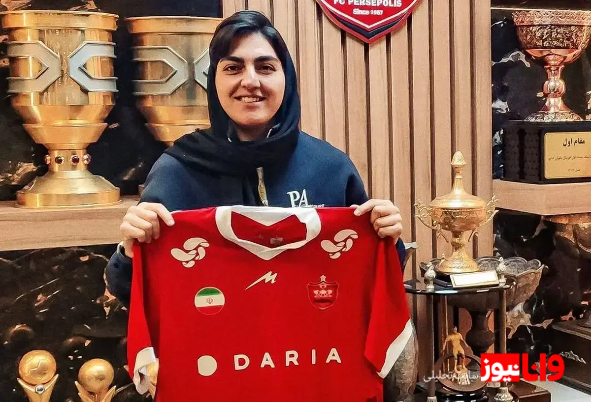 ستاره‌های فوتبال زنان ایران: نقش زهرا قنبری در تیم پرسپولیس+عکس