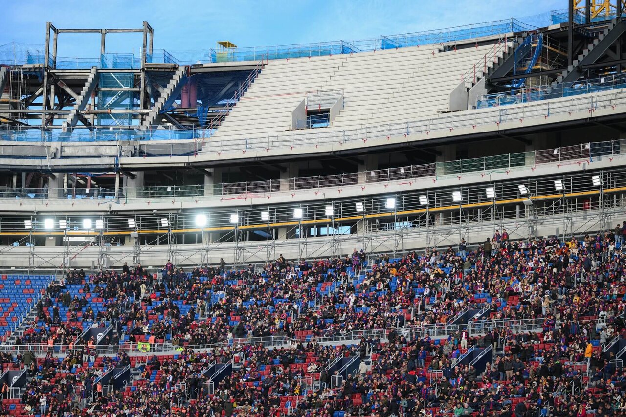 بازگشت بارسلونا به خانه قدیمی؛ اشک‌ها، نگرانی‌ها و در نهایت امید پس از ۹۰۹ روز دوری