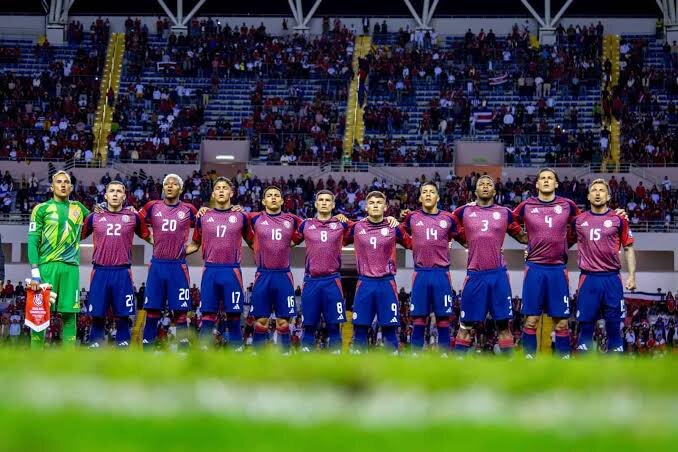 پیراهن تیم ملی لباس سربازی است/ یوزهای زخمی به دنبال مرحم!