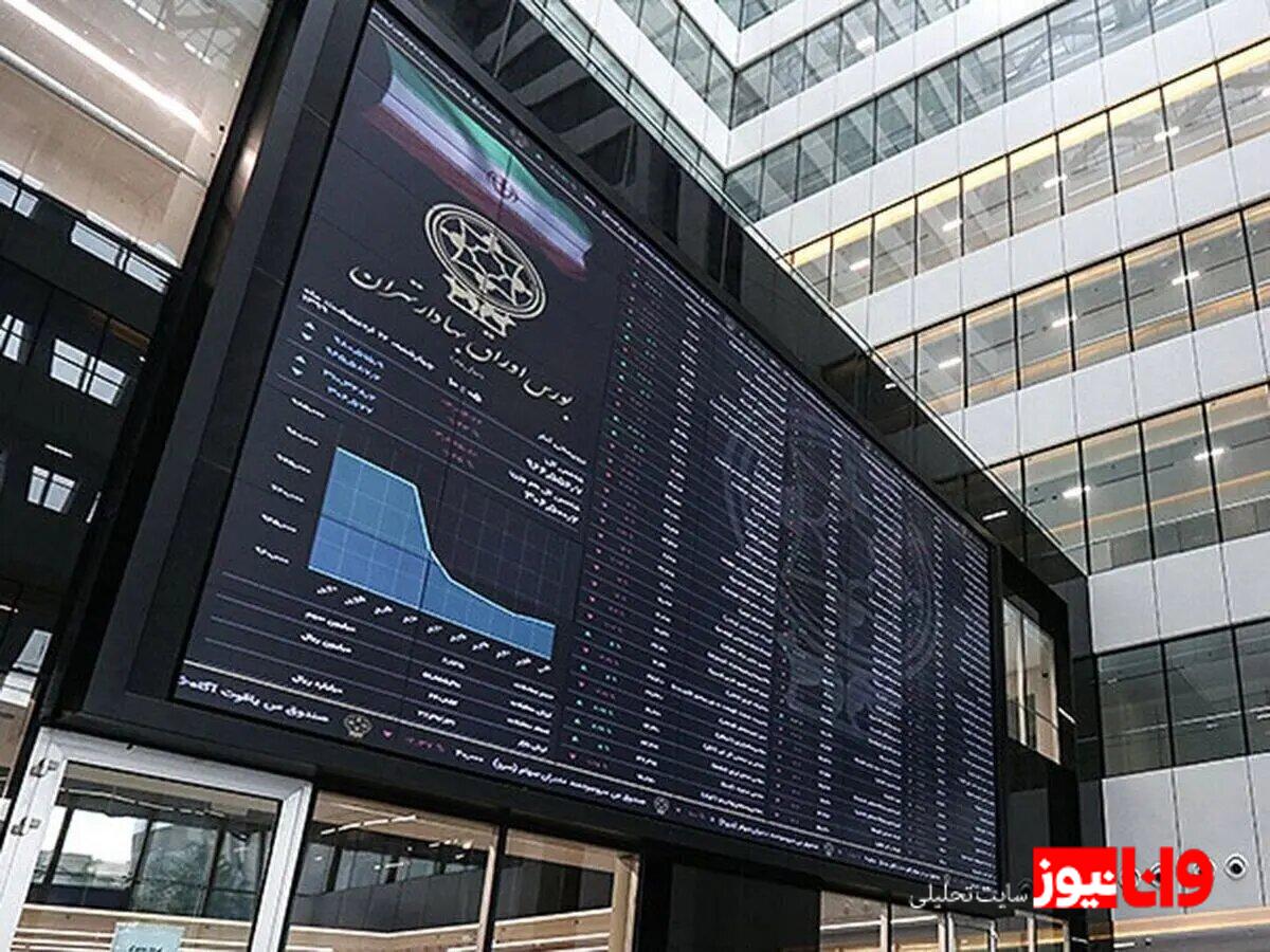 آسیب به فولاد و پتروشیمی/ چرا بورس همچنان تعطیل مانده است؟