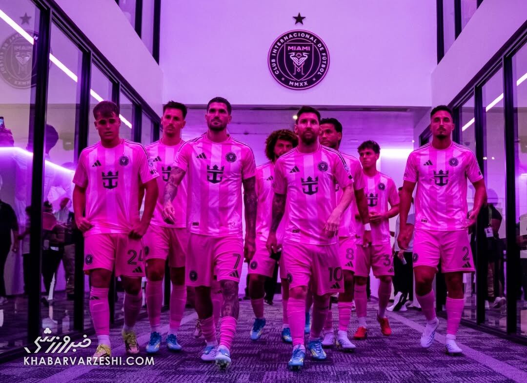 بازیکنان اینترمیامی در استادیوم جدید