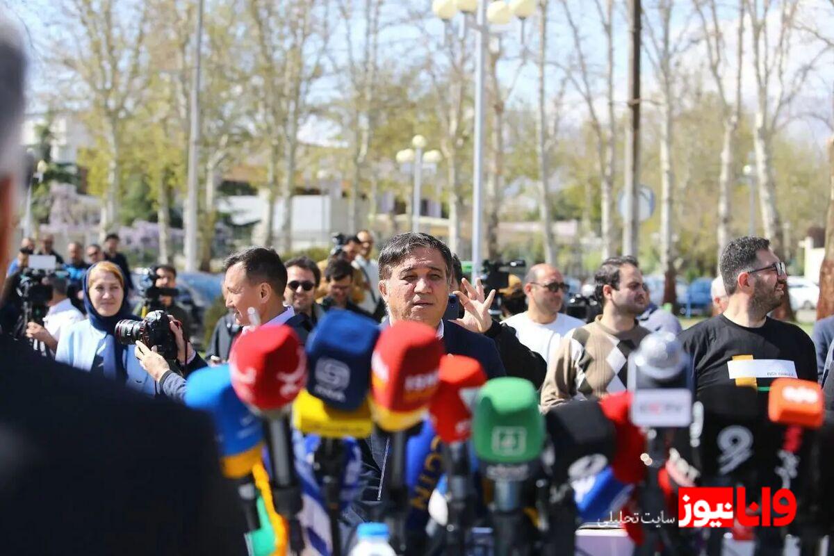 حمله تاجرنیا به پیشنهاد جدید ادامه لیگ برتر/ یا مسابقات کامل یا قهرمانی استقلال +عکس