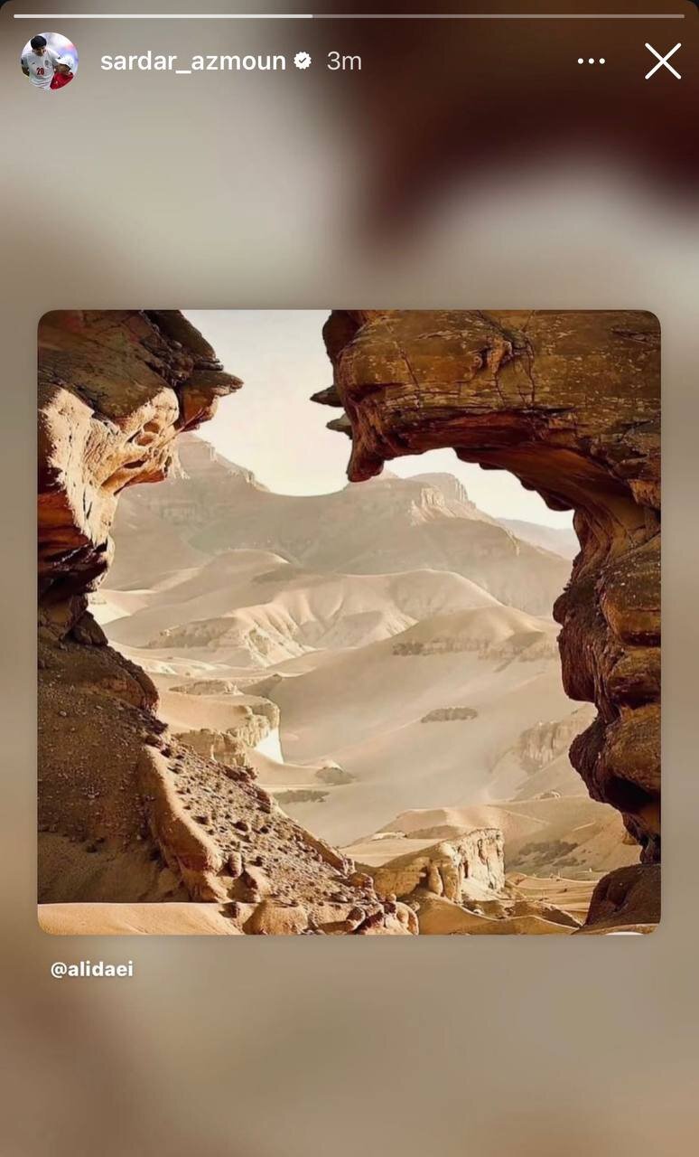 عکس | سردار آزمون پشت علی دایی درآمد