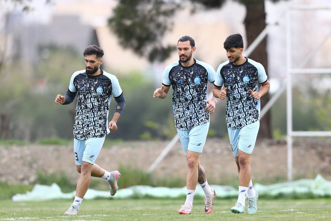 عکس | بازگشت مغضوب ساپینتو به تمرین استقلال