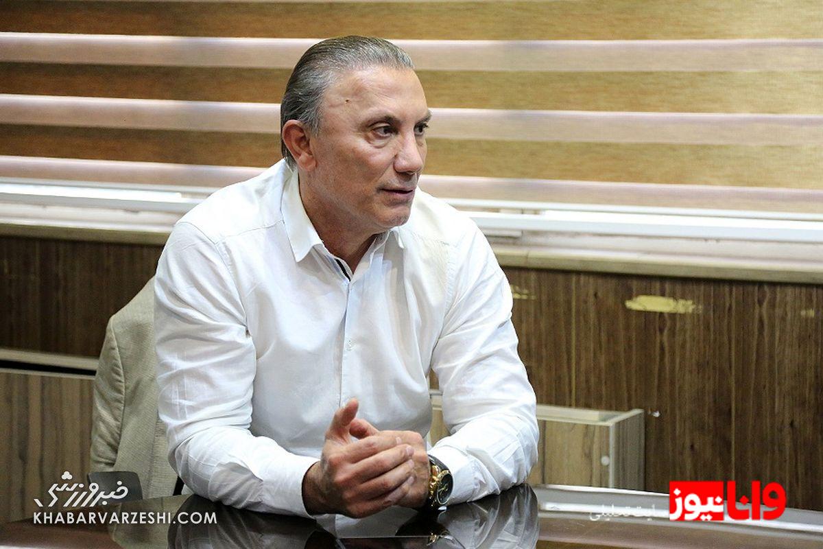 سرمربی سابق پرسپولیس: استقلال نباید نماینده ایران باشد/ خارجی‌ها نباشند؟ قبلاً هم نداشتیم!