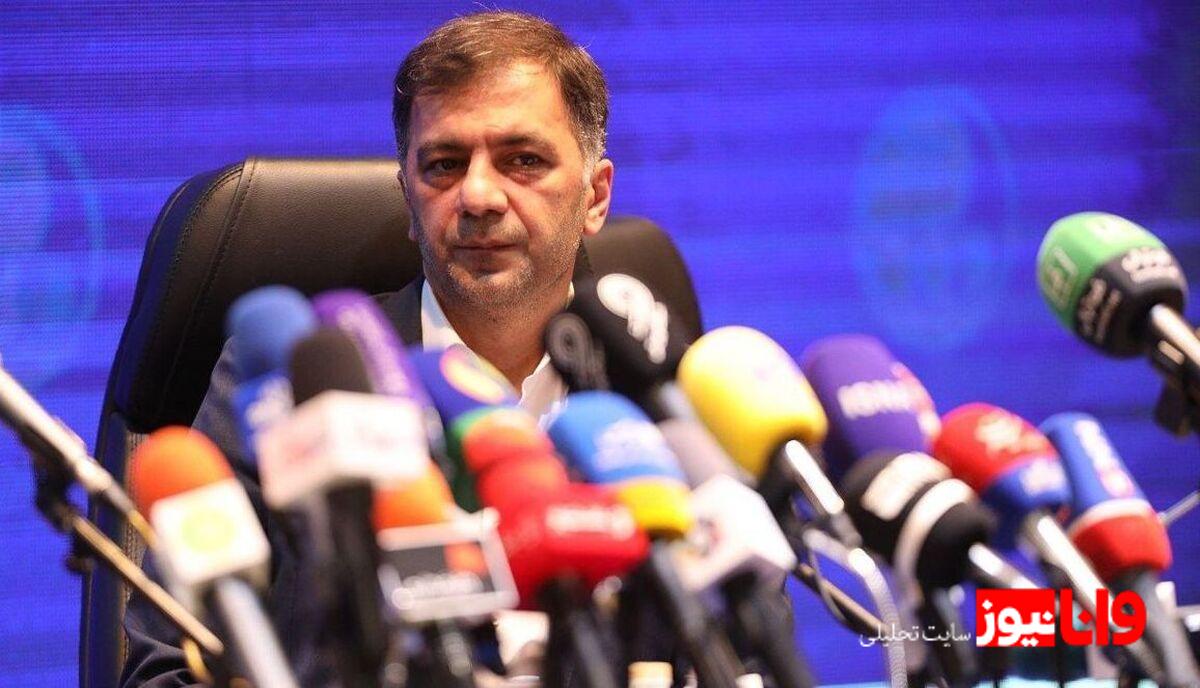 کریمی: سلبریتی‌های فوتبال برای تبریک سال نو اینترنت دارند ولی تسلیت نه!/ مدیران ولخرج لااقل در جنگ اشتباه‌شان را جبران کنند