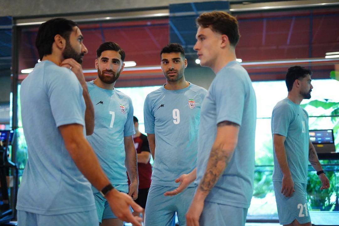 تمرین بازیکنان در سالن بدنسازی/ تیم ملی در ترکیه تکمیل شد