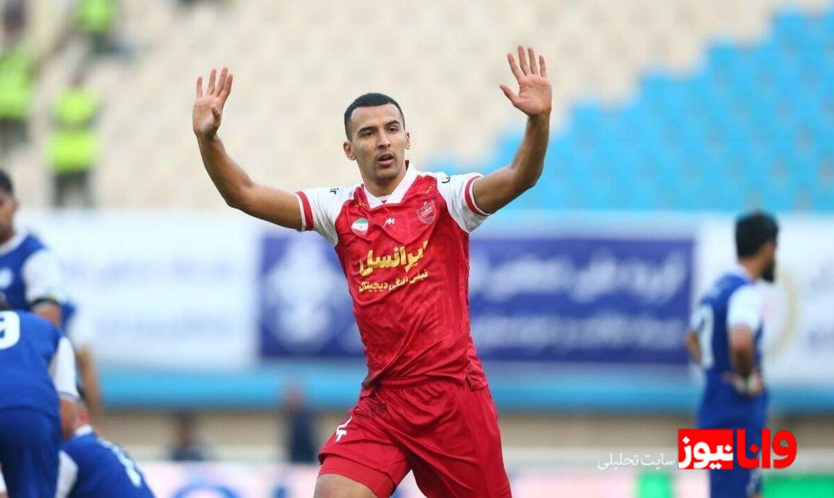 مهاجم سابق پرسپولیس و هم‌بازی سابق زلاتان کفش‌هایش را آویخت +عکس