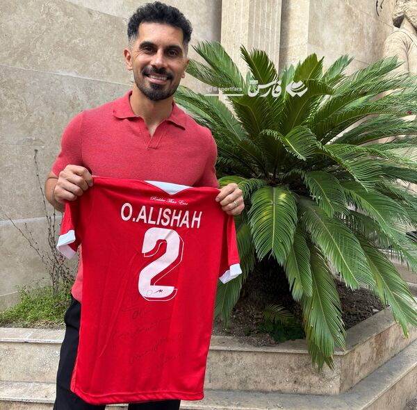 اقدام فوری کاپیتان پرسپولیس برای کودک سر تا پا سوخته! +عکس