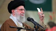 رهبر انقلاب: ارزش‌ها و انگیزه‌های شهدا باید به نسل بعد انتقال یابد