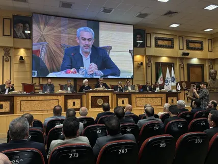 دستور جدید عارف برای پول تولید و اشتغال؛ ۷۰ درصد منابع به استان‌ها می‌رسد / حساب ملی چگونه کار می‌کند؟