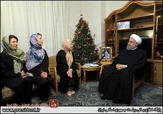 گزارش تصویری/ دیدار دکتر روحانی با خانواده شهید ژرژ کشیش هارطون