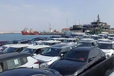 هشدار جدی به خریداران خودرو وارداتی؛ «چند خودرو وارد می‌کنند، صدها حواله می‌فروشند»
