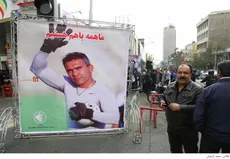 گزارش تصویری/ اقدام خیرخواهانه عابدزاده برای کمک به زلزله‌زدگان کرمانشاه