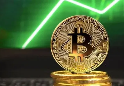 قیمت بیت‌کوین امروز دوشنبه ۱۳ مهر ۱۴۰۵؛ BTC پشت سد ۸۷ هزار دلار / کاردانو با جهش ۱۱ درصدی درخشید
