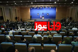 اصحاب فرهنگ با زبان هنر و قلم، واقعیت‌ها را برای مردم تبیین می‌کنند