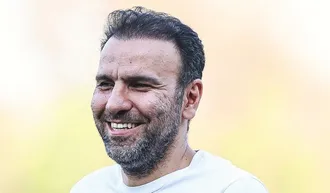 اعتراض تند پرسپولیس به لغو بازی خیبر؛ خلیلی: چرا همکاری ما باید به ضررمان تمام شود؟